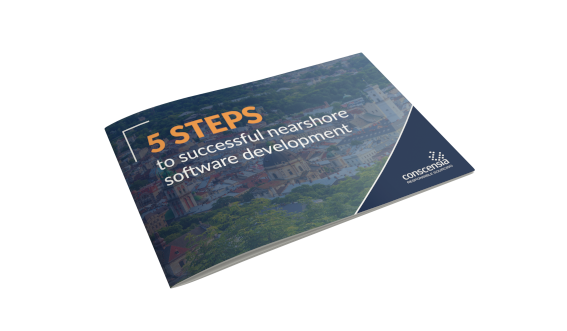 Forside af e-bogen '5 Steps to Successful Nearshore Software Development' fra Conscensia
